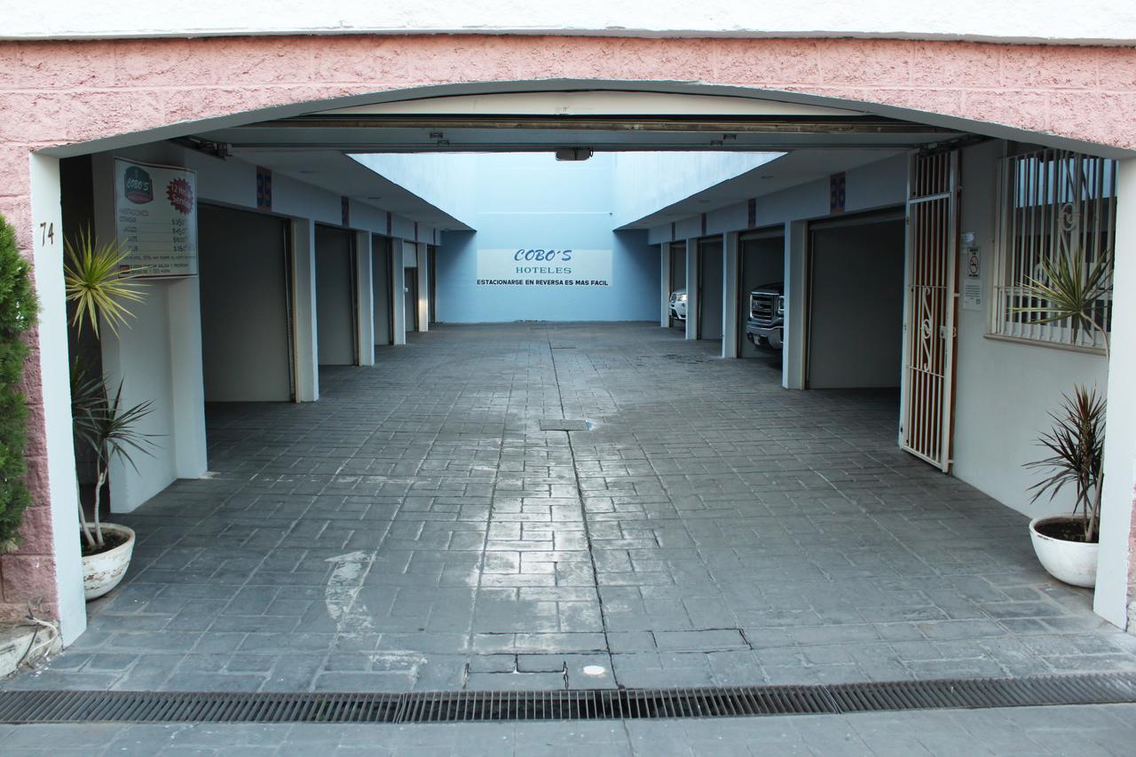 Cobo'S Auto Motel Tlaltenago Tlaltenango de Sanchez Roman Exterior photo